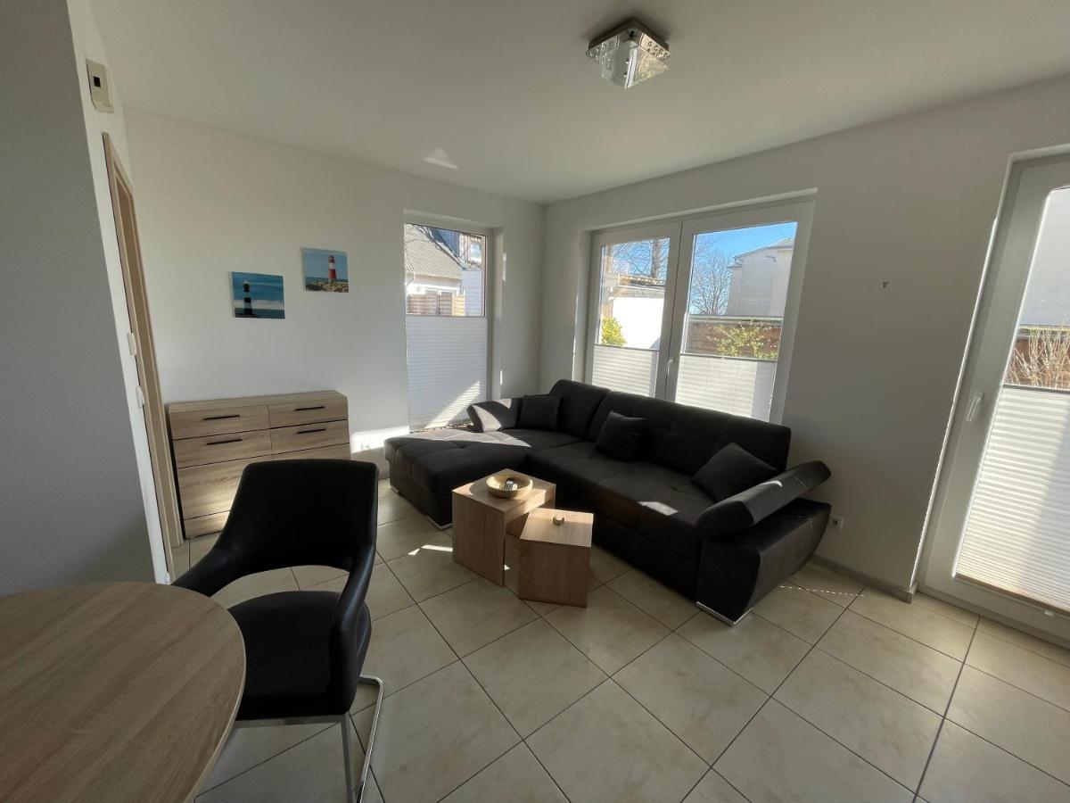 Villa Sara Wohnung Buskam Mit Terrasse Goehren  Eksteriør bilde