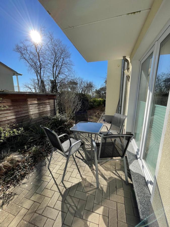 Villa Sara Wohnung Buskam Mit Terrasse Goehren  Eksteriør bilde